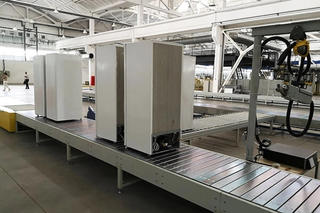 Refrigerator appliance blended polyol